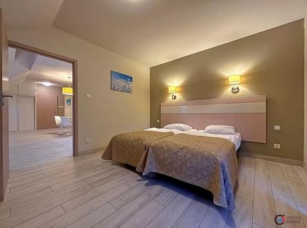 Prodej - hotel, 80 m²