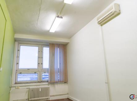 Pronájem kanceláře, 17 m²