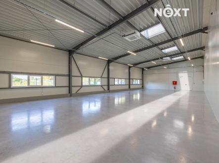 Pronájem komerčního objektu, sklad, 2 722 m²