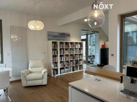 Pronájem domu/vily, 150 m²