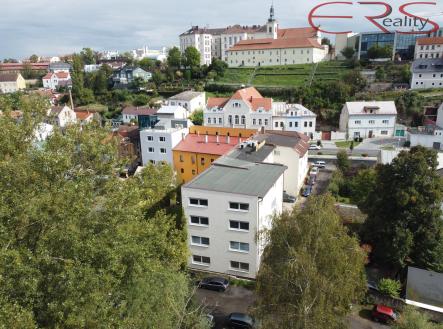 Prodej kanceláře, 1 800 m² obrázek