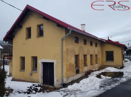 Prodej - dům/vila, 300 m²