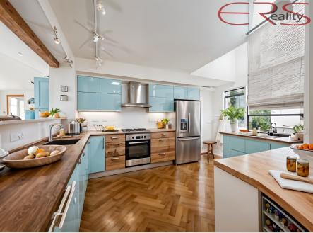 Prodej bytu, 6+kk, 186 m²