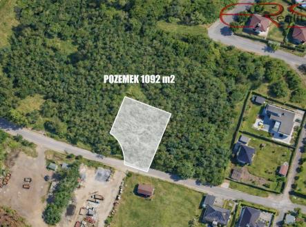 Prodej pozemku pro bydlení, 1 092 m²