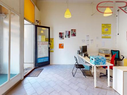 Pronájem - obchodní prostor, 46 m²