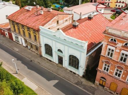 Prodej obchodní prostor, 750 m²