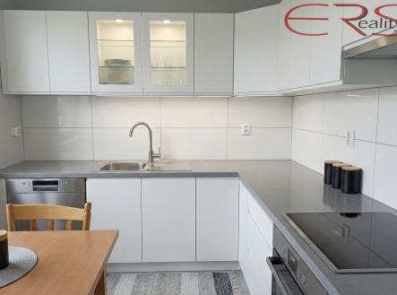 Prodej bytu, 3+1, 76 m²
