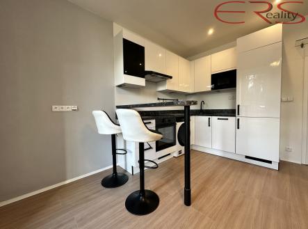 Pronájem bytu, 1+kk, 29 m²