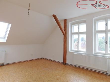 Pronájem bytu, 4+kk, 85 m²
