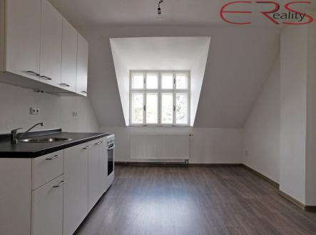 Pronájem bytu, 4+kk, 85 m²