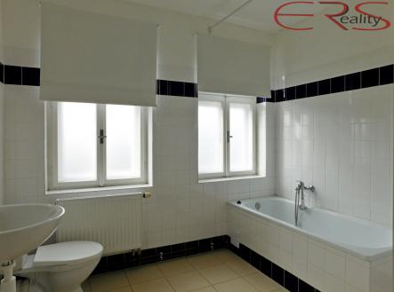 Pronájem bytu, 4+kk, 85 m²