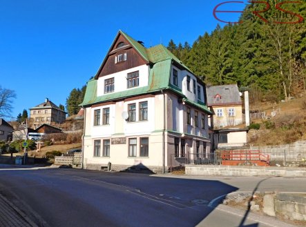 Prodej rodinného domu 250 m², Janov nad Nisou