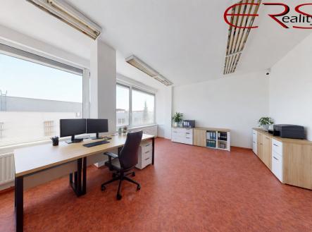 Pronájem kanceláře, 73 m²