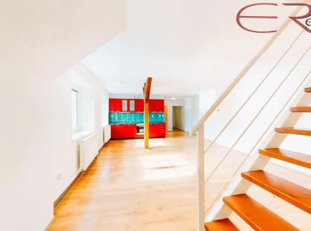 Pronájem bytu, 3+kk, 88 m²