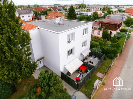 Prodej - nájemní dům, 337 m²