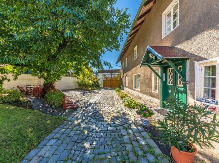 Prodej restaurace, 375 m²