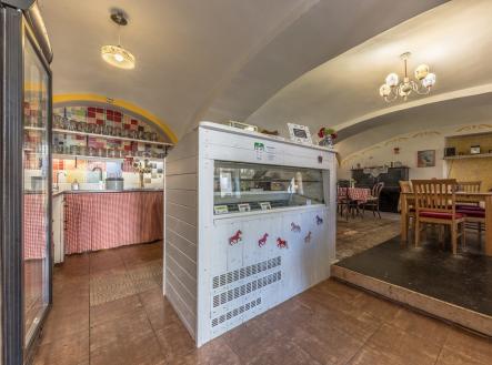 Prodej restaurace, 375 m²