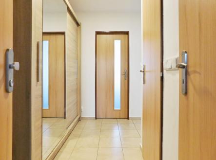 Pronájem bytu, 2+kk, 40 m²