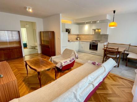 Pronájem bytu, 3+kk, 67 m² obrázek