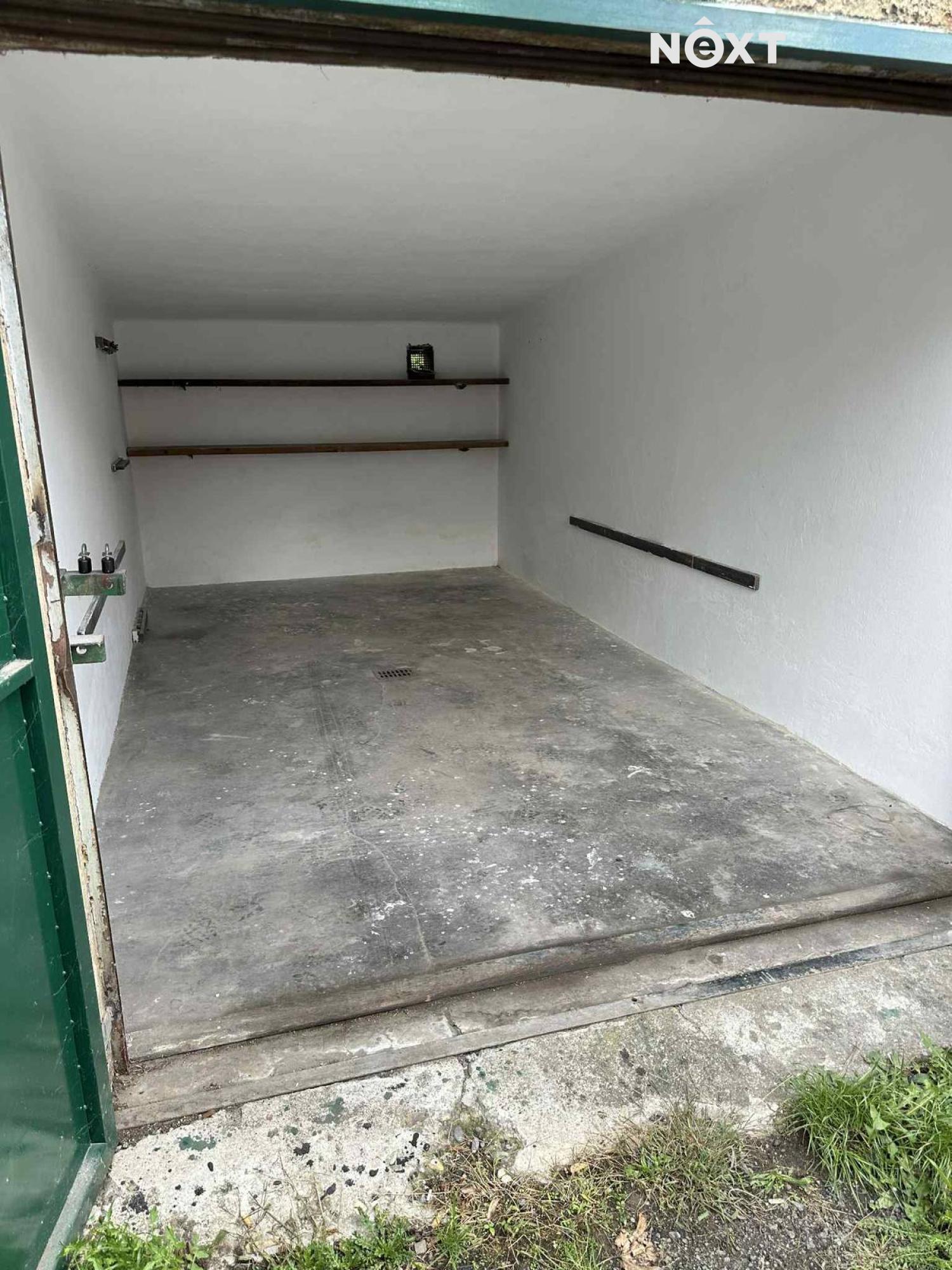 Pronájem ostatní Garáž, 16㎡