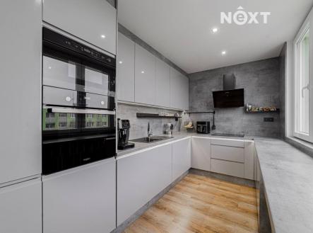 Pronájem bytu, 3+1, 70 m²