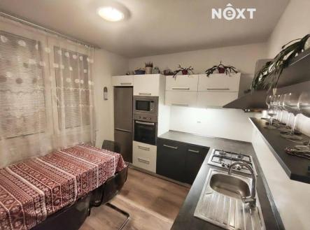 Pronájem bytu, 3+1, 81 m²