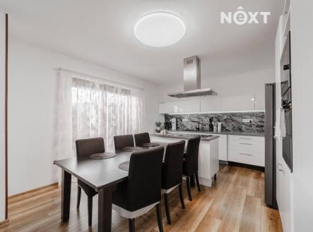 Prodej domu/vily, 328 m²