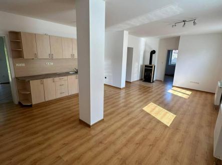 Pronájem bytu, 3+kk, 85 m²
