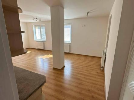 Pronájem bytu, 3+kk, 85 m²