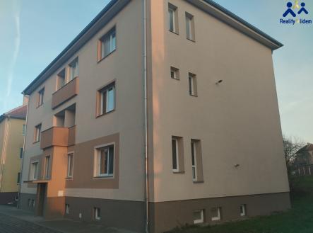 Prodej bytu, 2+1, 77 m²