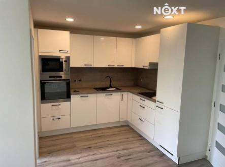 Pronájem bytu, 3+kk, 72 m²