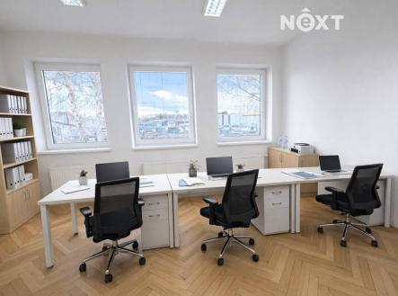 Pronájem kanceláře, 158 m²