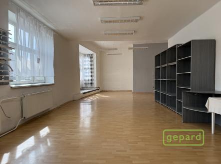 Pronájem obchodní prostor, 84 m²