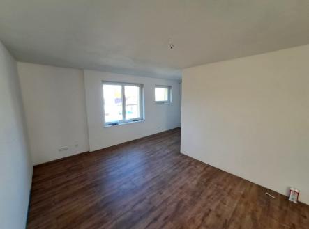 Pronájem bytu, 1+kk, 35 m²