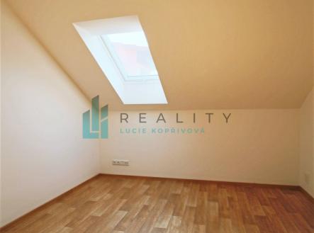 Pronájem bytu, 3+kk, 69 m²