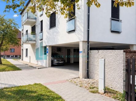 Prodej bytu, 3+kk, 93 m²