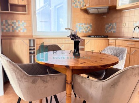 Pronájem bytu, 3+kk, 81 m²