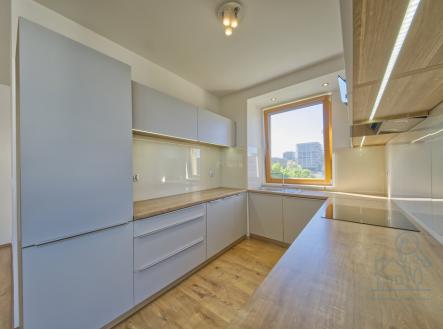 Prodej bytu, 3+kk, 77 m²