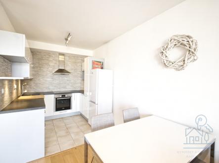 Pronájem bytu, 2+kk, 56 m²