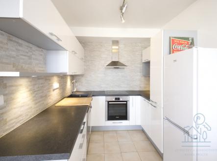 Pronájem bytu, 2+kk, 56 m²