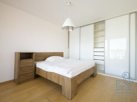 Pronájem bytu, 2+kk, 56 m²