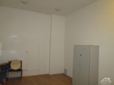 Pronájem kanceláře, 153 m²