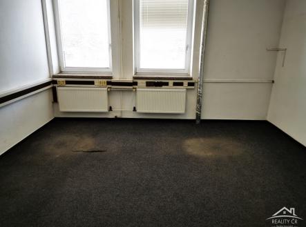 Pronájem kanceláře, 30 m²