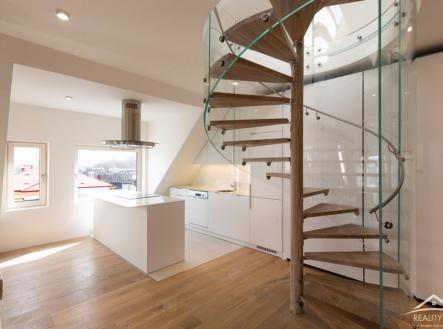 Prodej bytu, 4+kk, 156 m²