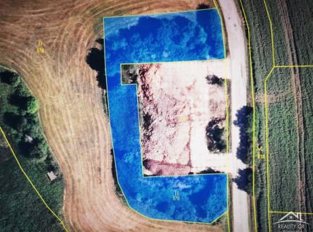 Prodej pozemku, trvalý travní porost, 2 724 m²