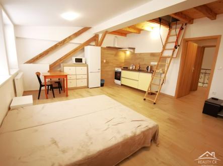 Pronájem bytu, 2+kk, 63 m²