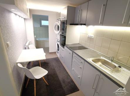 Pronájem bytu, 1+1, 50 m²