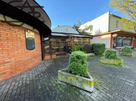 Prodej - restaurace, 254 m²