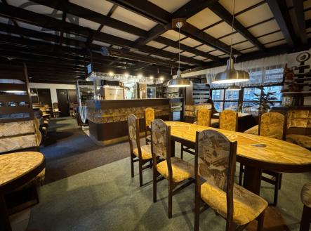 Prodej - restaurace, 254 m²