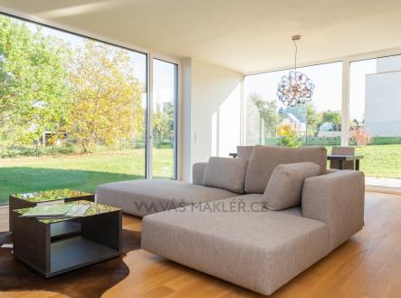 Pronájem - dům/vila, 164 m²